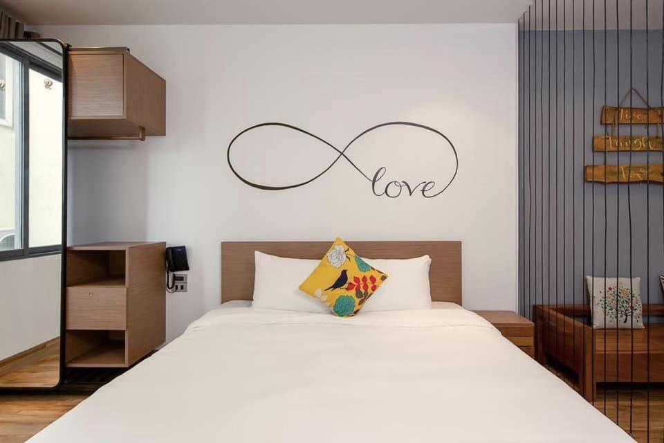 Sea Vista Boutique Hotel & Apartment Дананг Екстер'єр фото